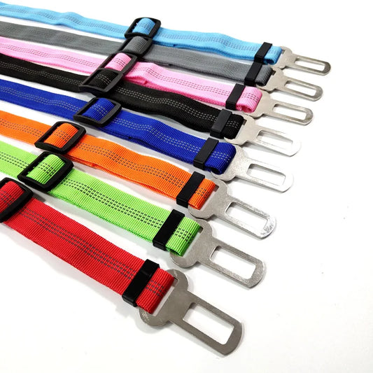 Cinturón de Seguridad Premium para Perros | Ajustable, Reflectante y Elástico para el Coche